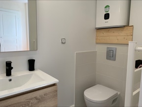 gite appartement sdb Paula Luchon www.gitesdesgirouettes.fr