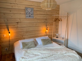 Chambre Ernestine www.gitesdesgirouettes.fr